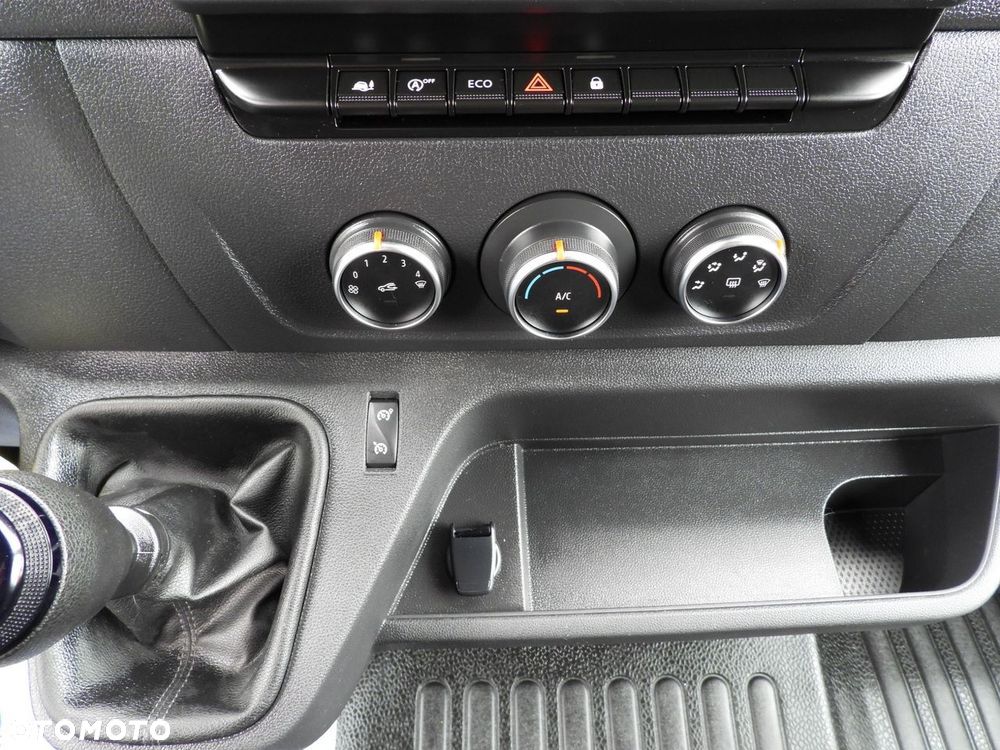 Renault MASTER PLANDEKA 10 PALET WEBASTO TEMPOMAT LEDY PNEUMATYKA KLIMATYZACJA  165KM - 36