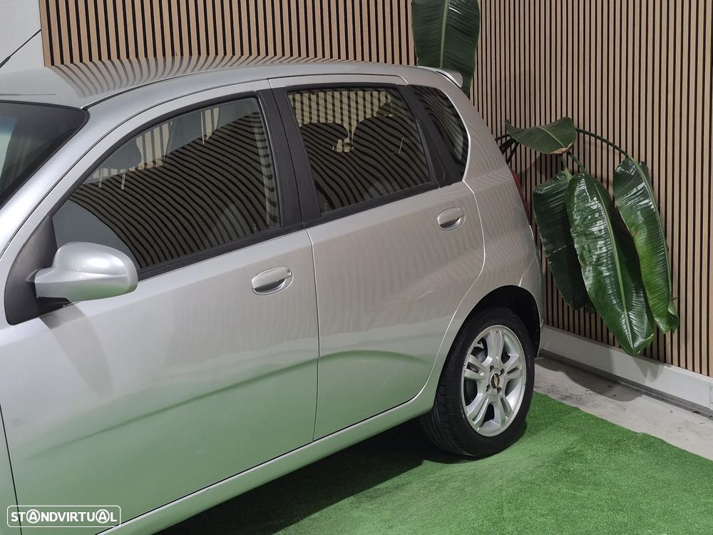 Chevrolet Aveo 1.2 LS - 4