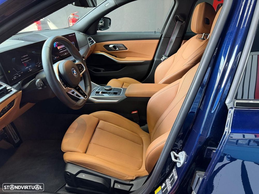 BMW 330 e Pack Desportivo M Pro Auto - 16