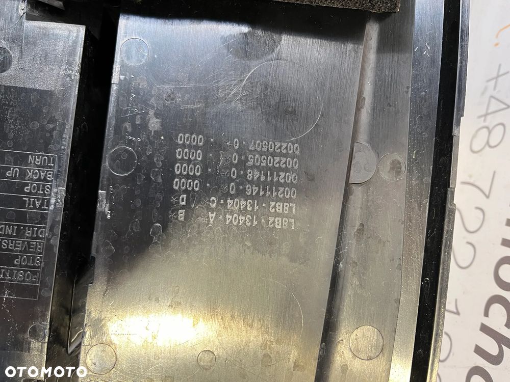 LAND ROVER DEFENDER L663 21r. Lampa prawy tył L8B2-13404-A - 4