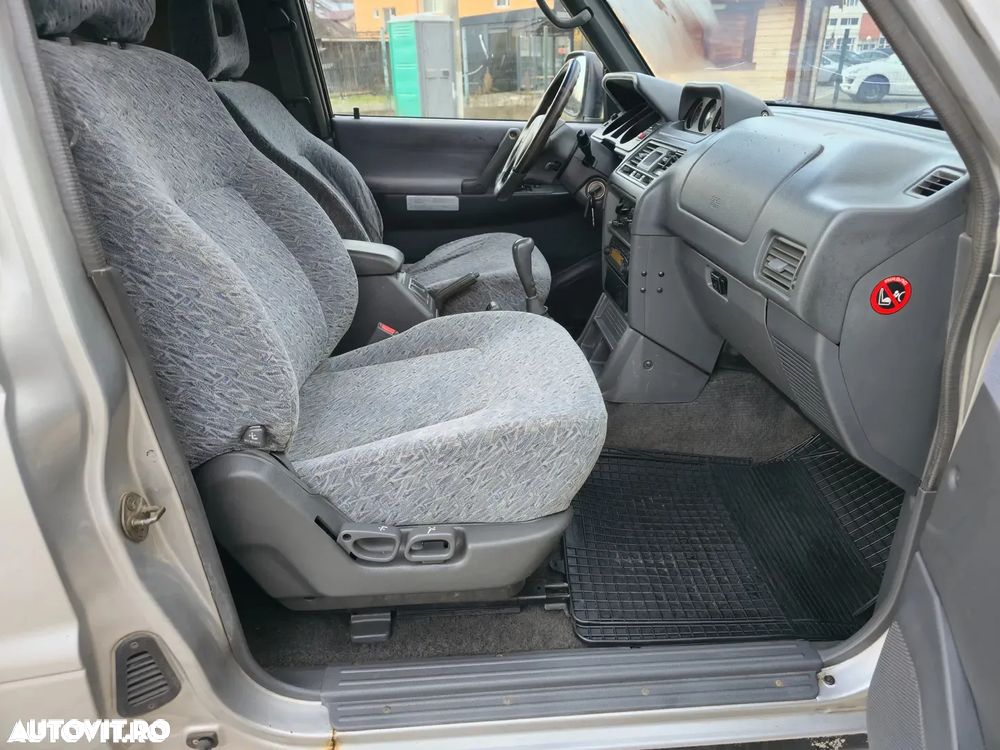 Mitsubishi Pajero Sport 2.5 TD+ Instyle - 6