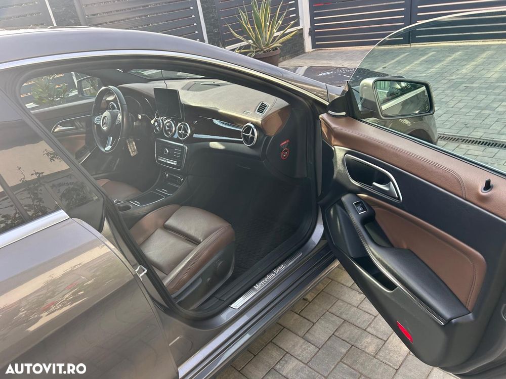 Mercedes-Benz CLA 220 - 4