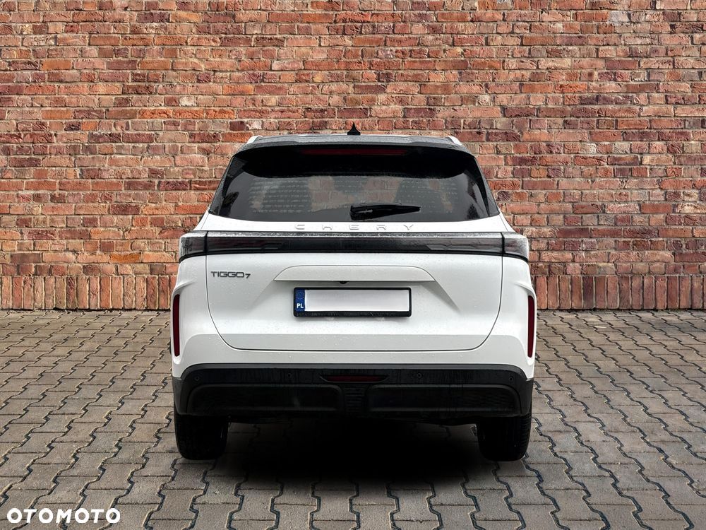 Chery Tiggo 7 1.5 T-GDI Super Hybrid Prestige DHT - 7