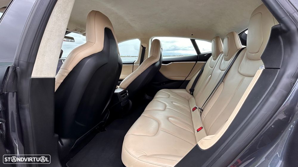 Tesla Model S Dual Motor AWD - 14