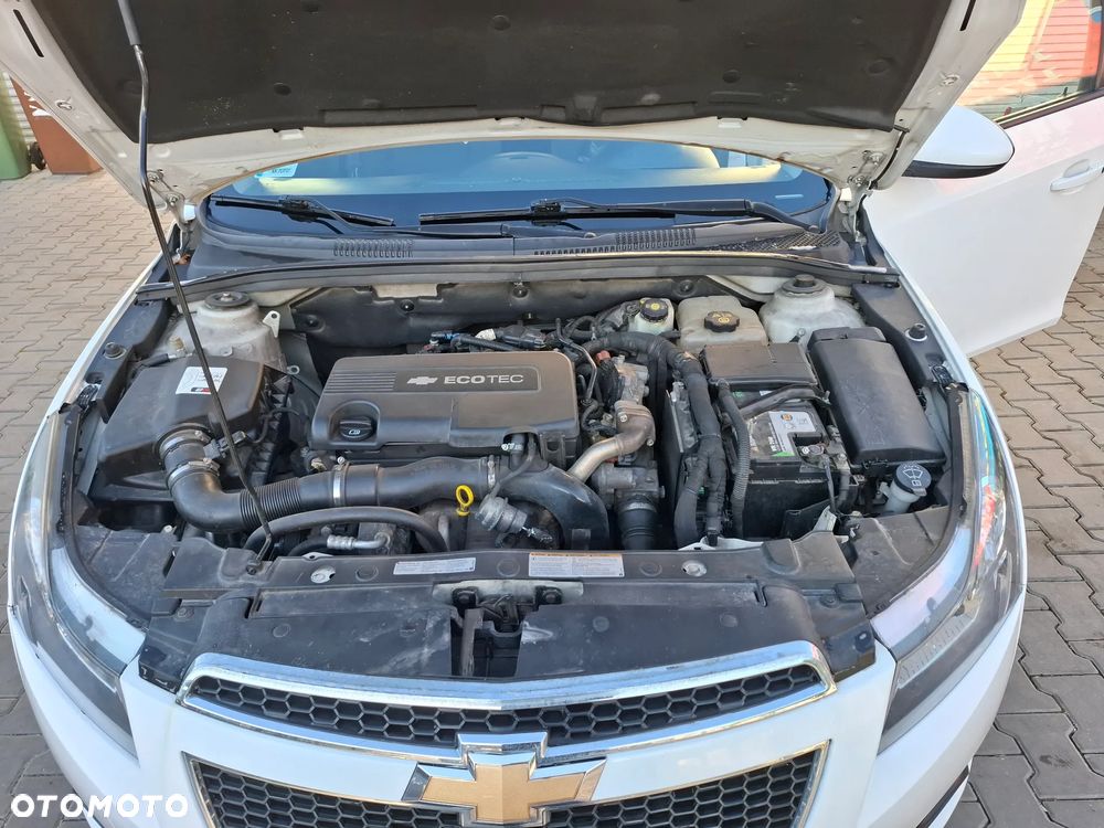 Chevrolet Cruze - 25