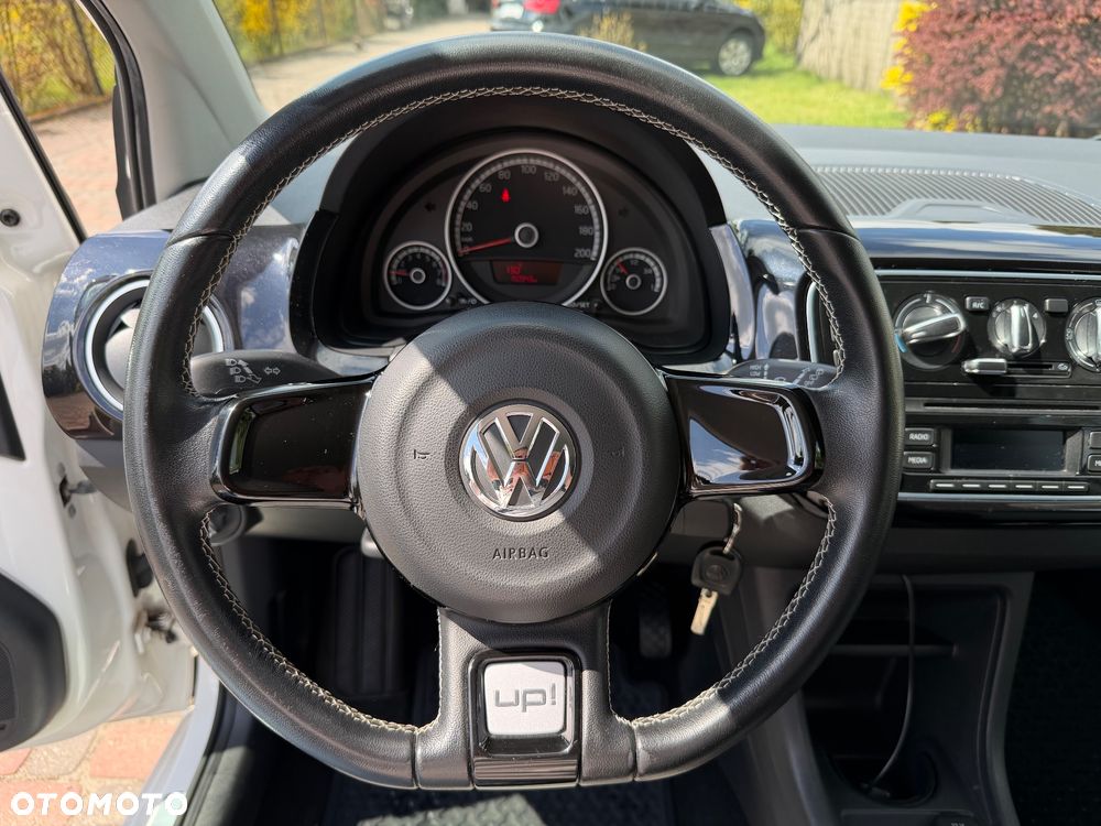 Volkswagen up! cheer - 7