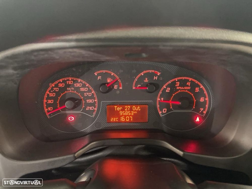 Fiat FIORINO 1.3 M-jet Adventure - 6