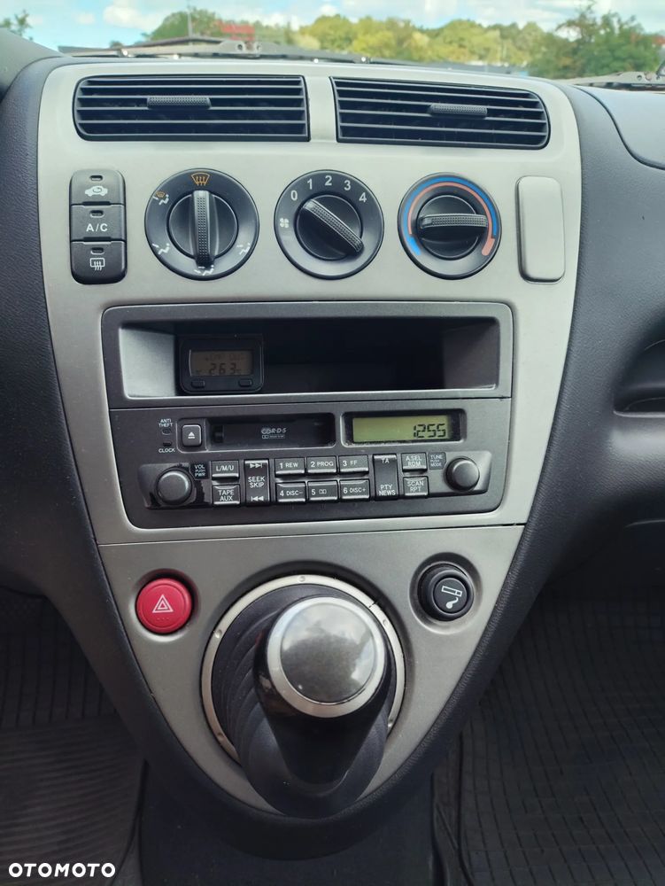Honda Civic 1.4i LS - 10