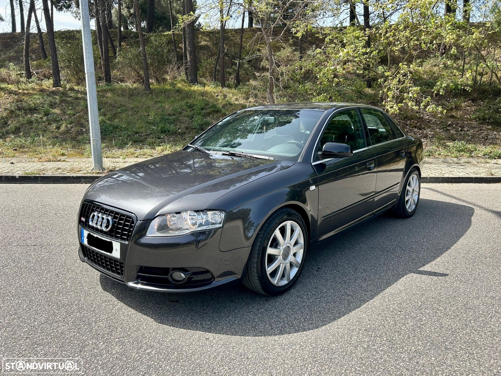 Audi A4 2.0 TDI S-line - 1