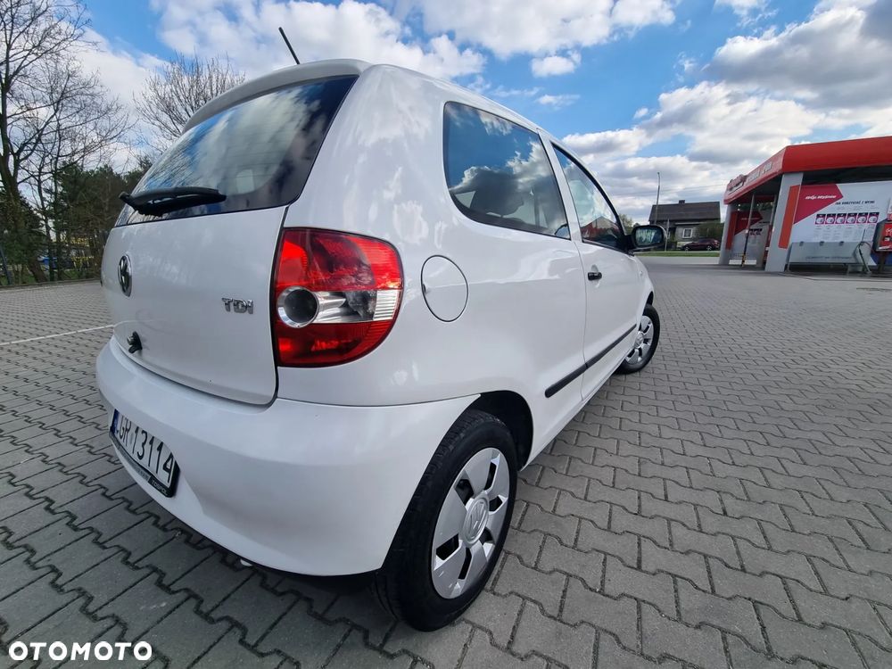 Volkswagen Fox - 4