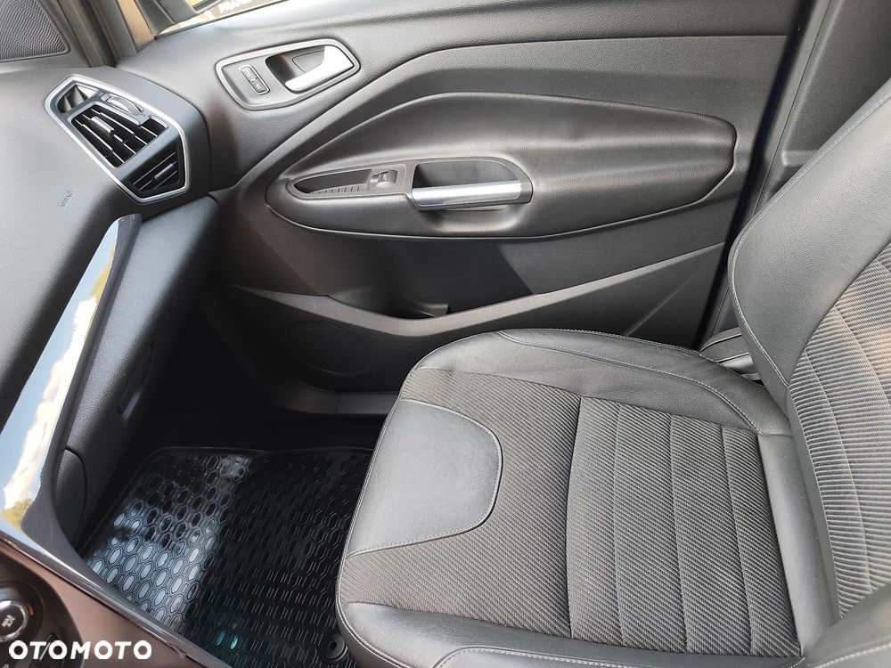 Ford Kuga - 7