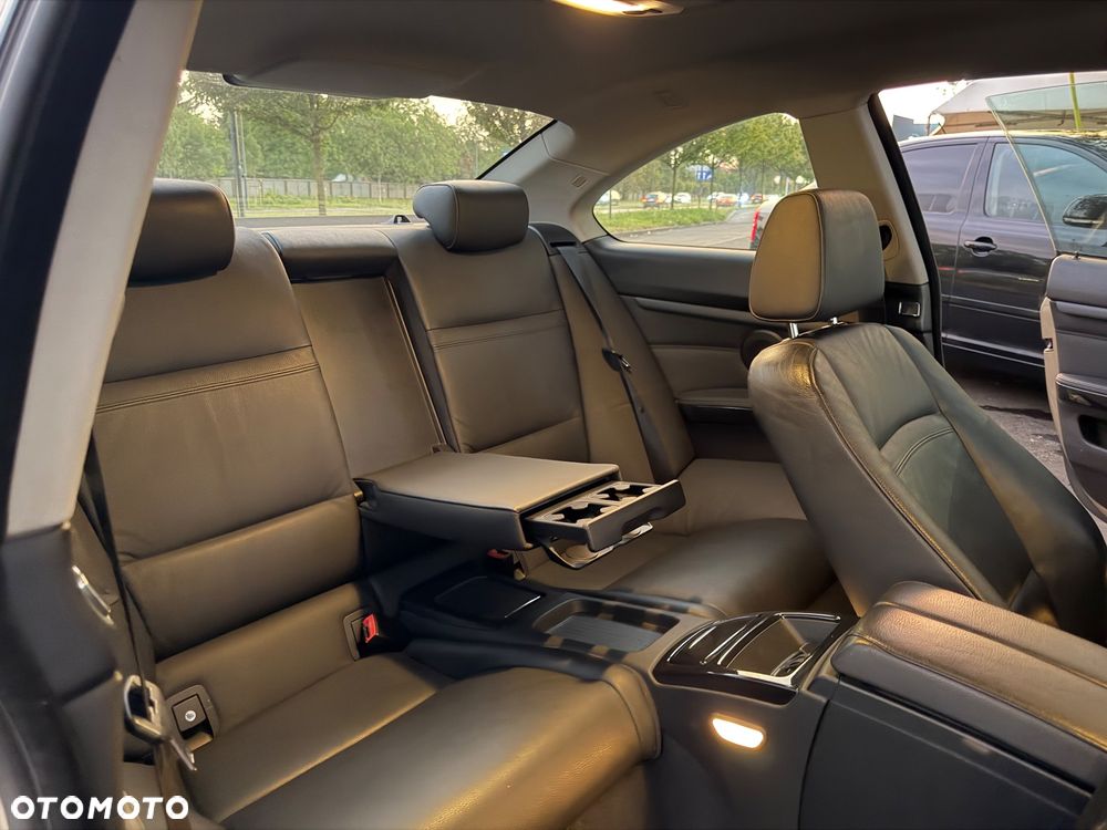 BMW Seria 3 320i - 13