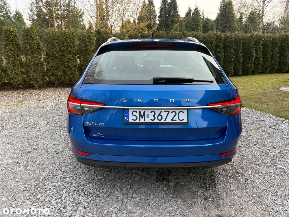 Skoda Superb 2.0 TDI SCR Ambition - 4