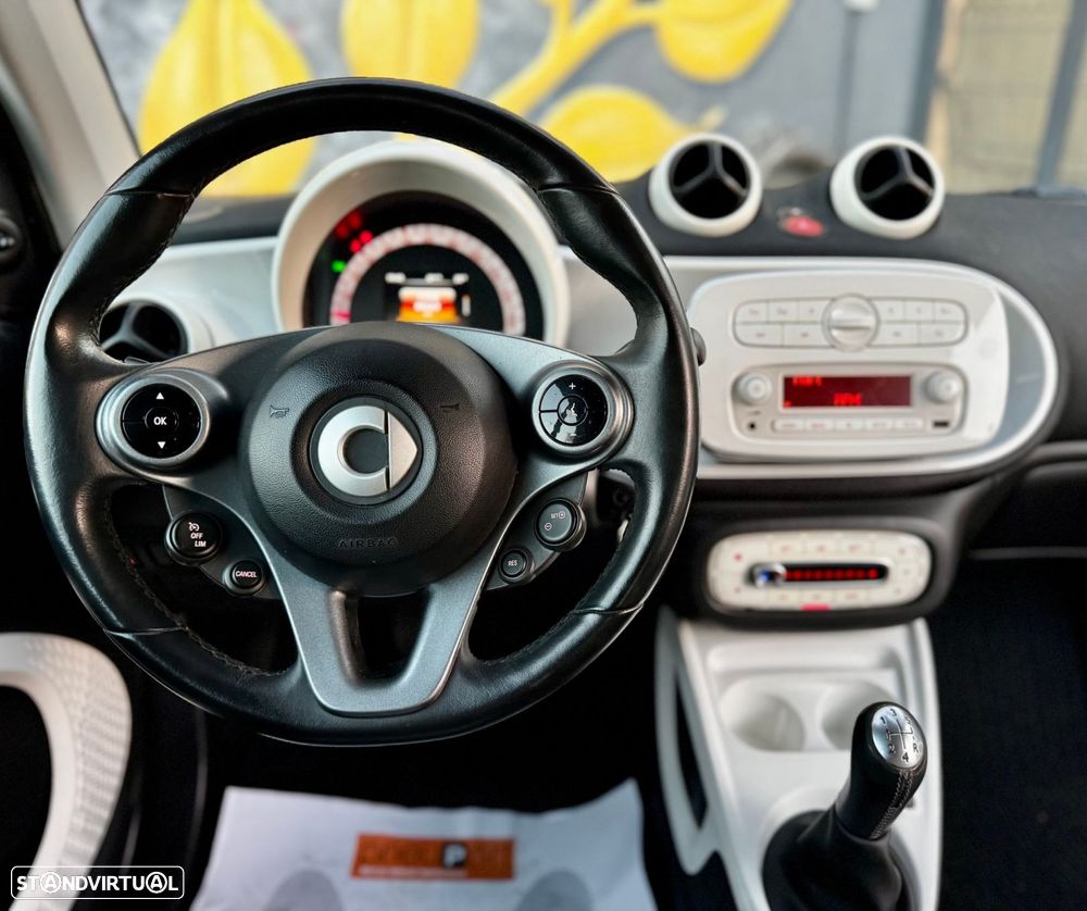 Smart ForTwo Coupé 1.0 Passion 71 - 17