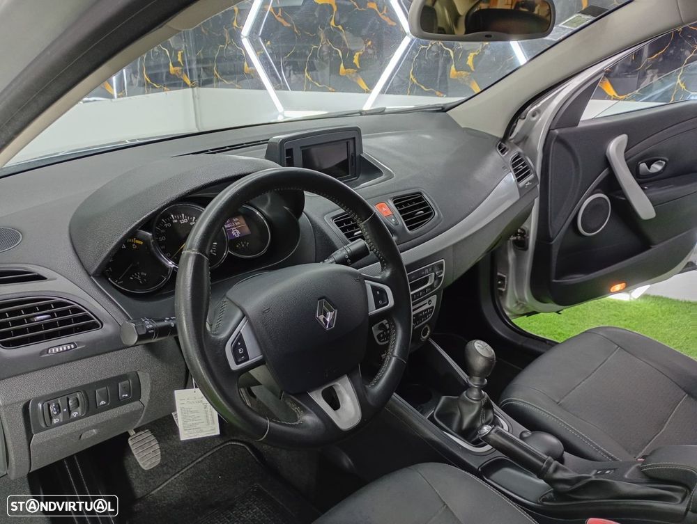 Renault Fluence 1.5 dCi Exclusive - 11