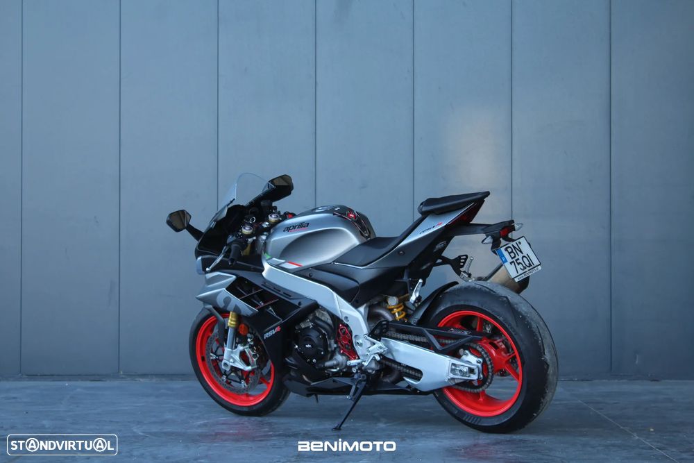 Aprilia RSV 4 - 5