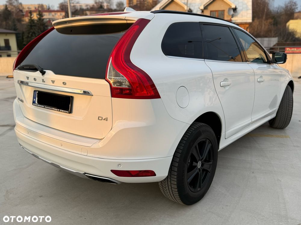 Volvo XC 60 D4 Momentum - 5