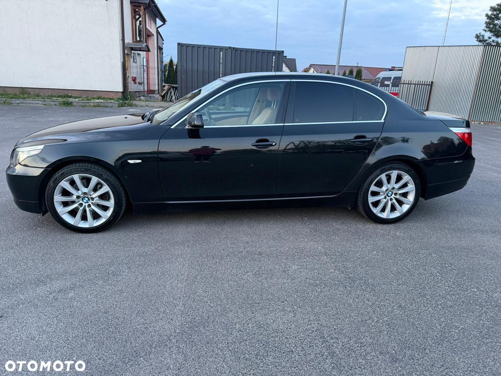 BMW Seria 5 525i - 7