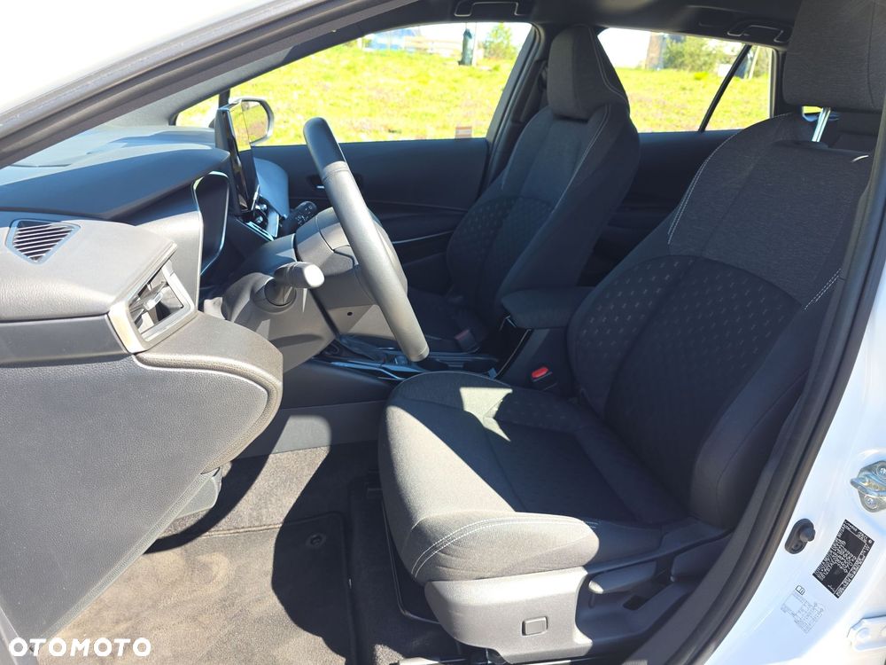 Toyota Corolla 1.8 Hybrid Comfort - 14
