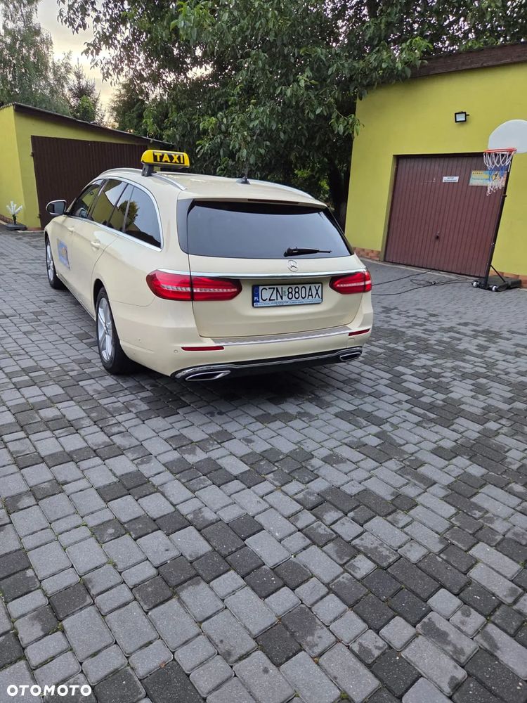 Mercedes-Benz Klasa E 220 d 9G-TRONIC - 3