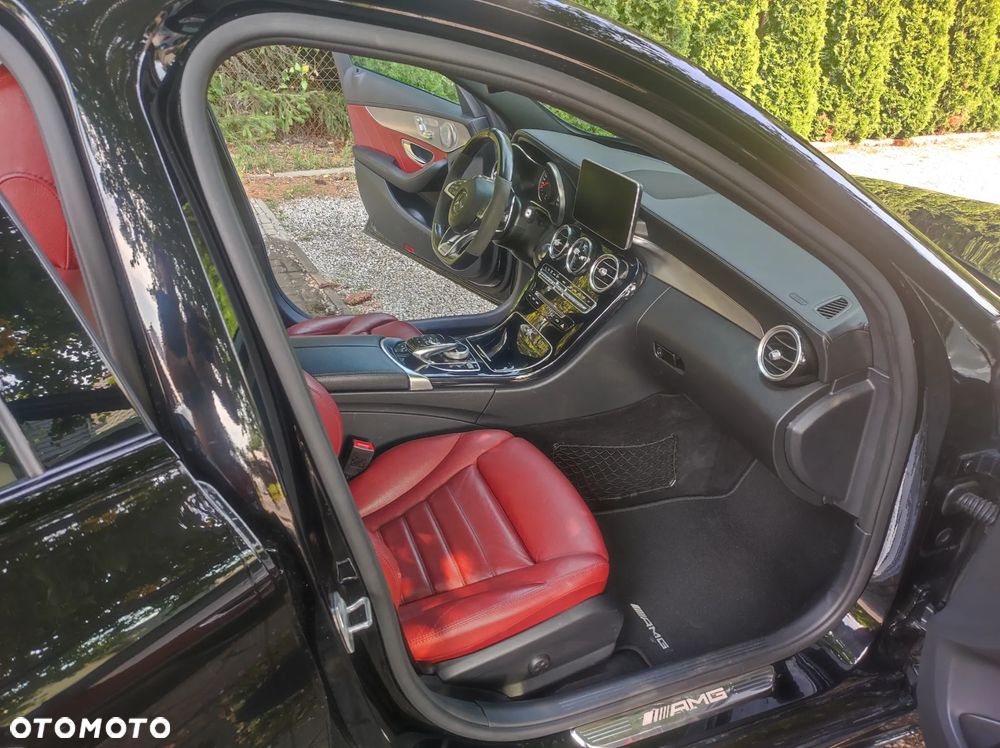 Mercedes-Benz Klasa C AMG 43 4Matic 9G-TRONIC - 11
