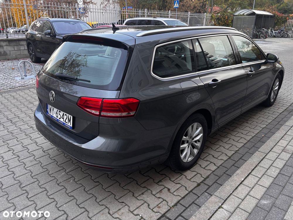 Volkswagen Passat - 7