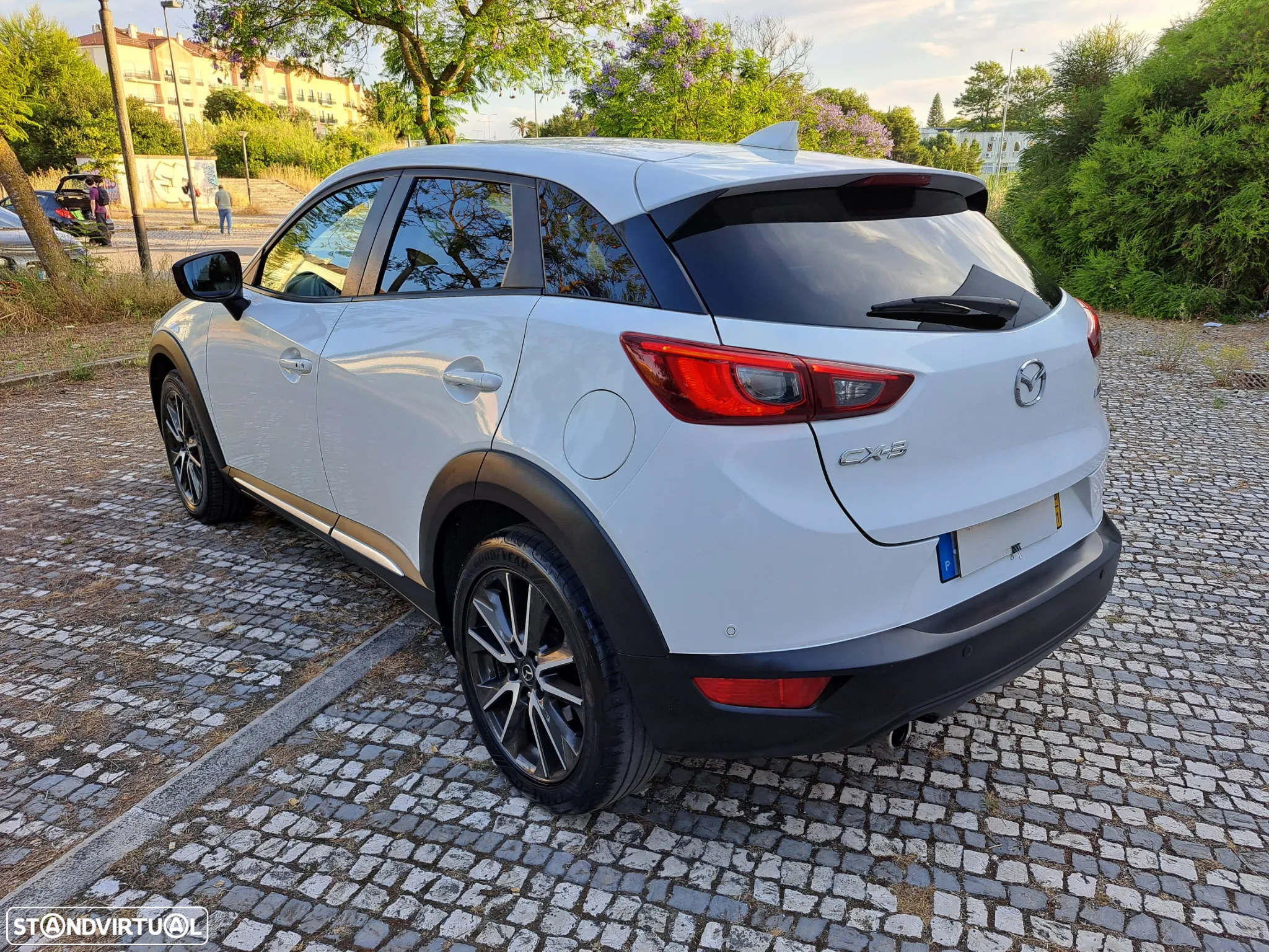 Mazda CX-3 1.5 Sky.Excellence HT Leather White Navi - 12