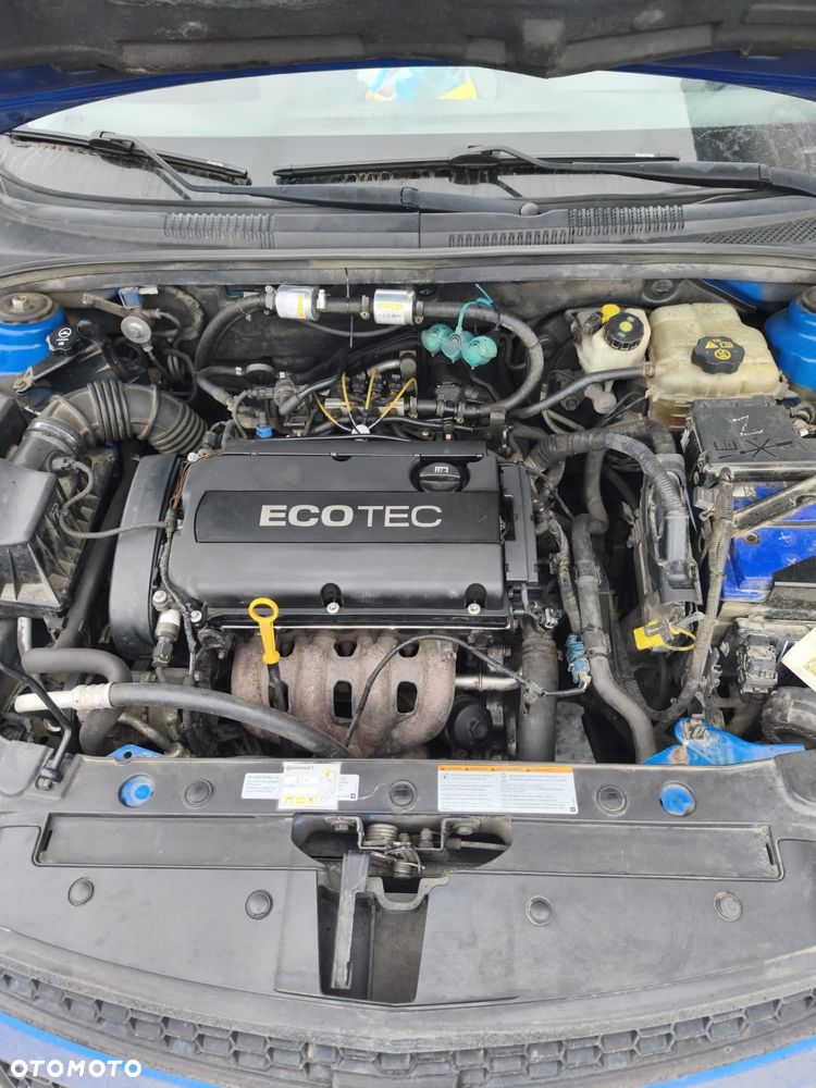 Chevrolet Cruze 1.6 Base - 7