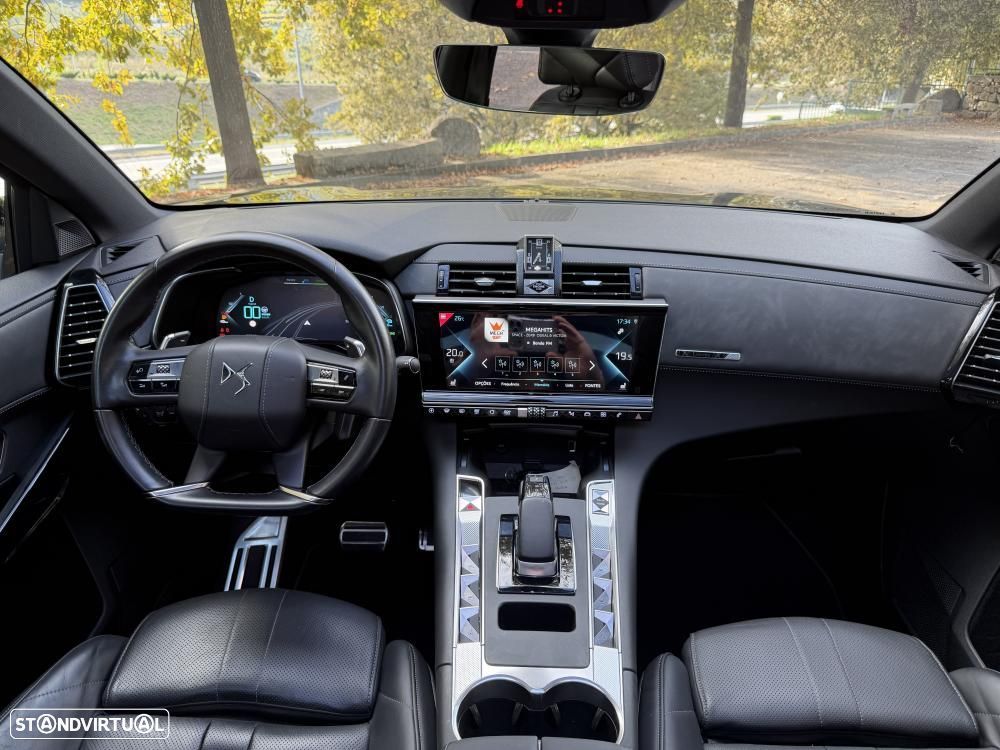 DS DS7 Crossback E-Tense Performance Line+ EAT8 - 29