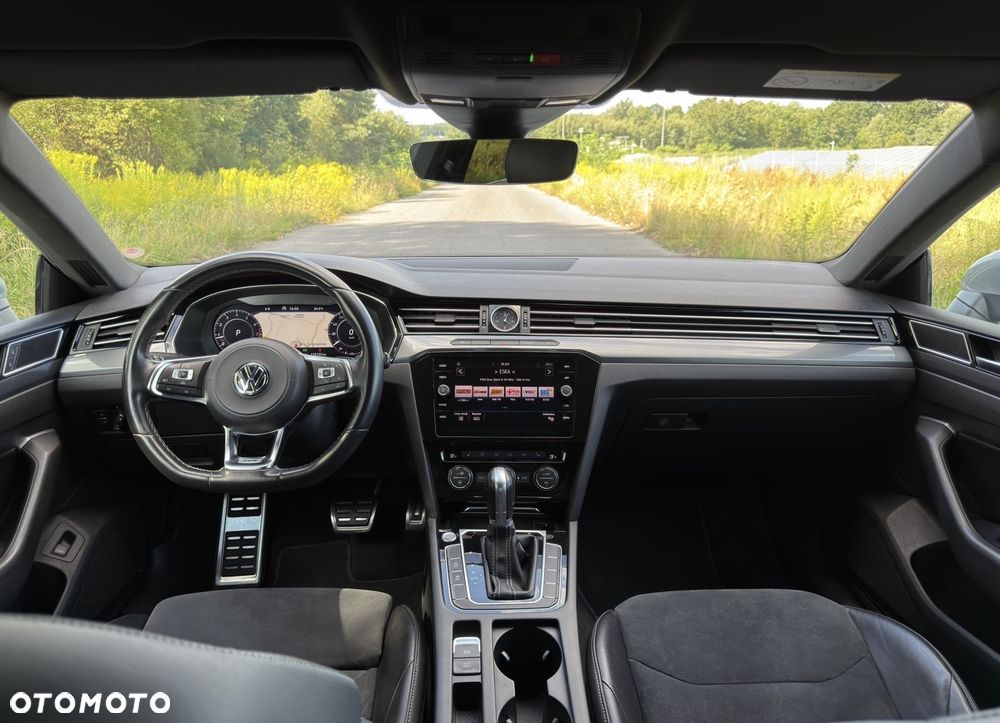 Volkswagen Arteon 2.0 TSI DSG R-Line - 31