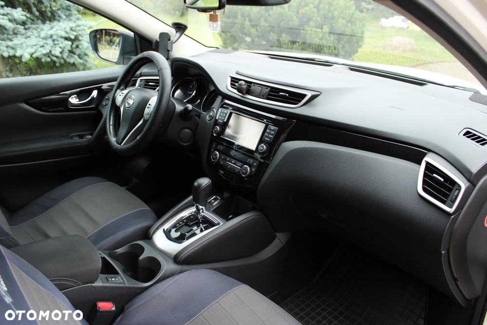 Nissan Qashqai 1.2 DIG-T N-Connecta Xtronic - 23