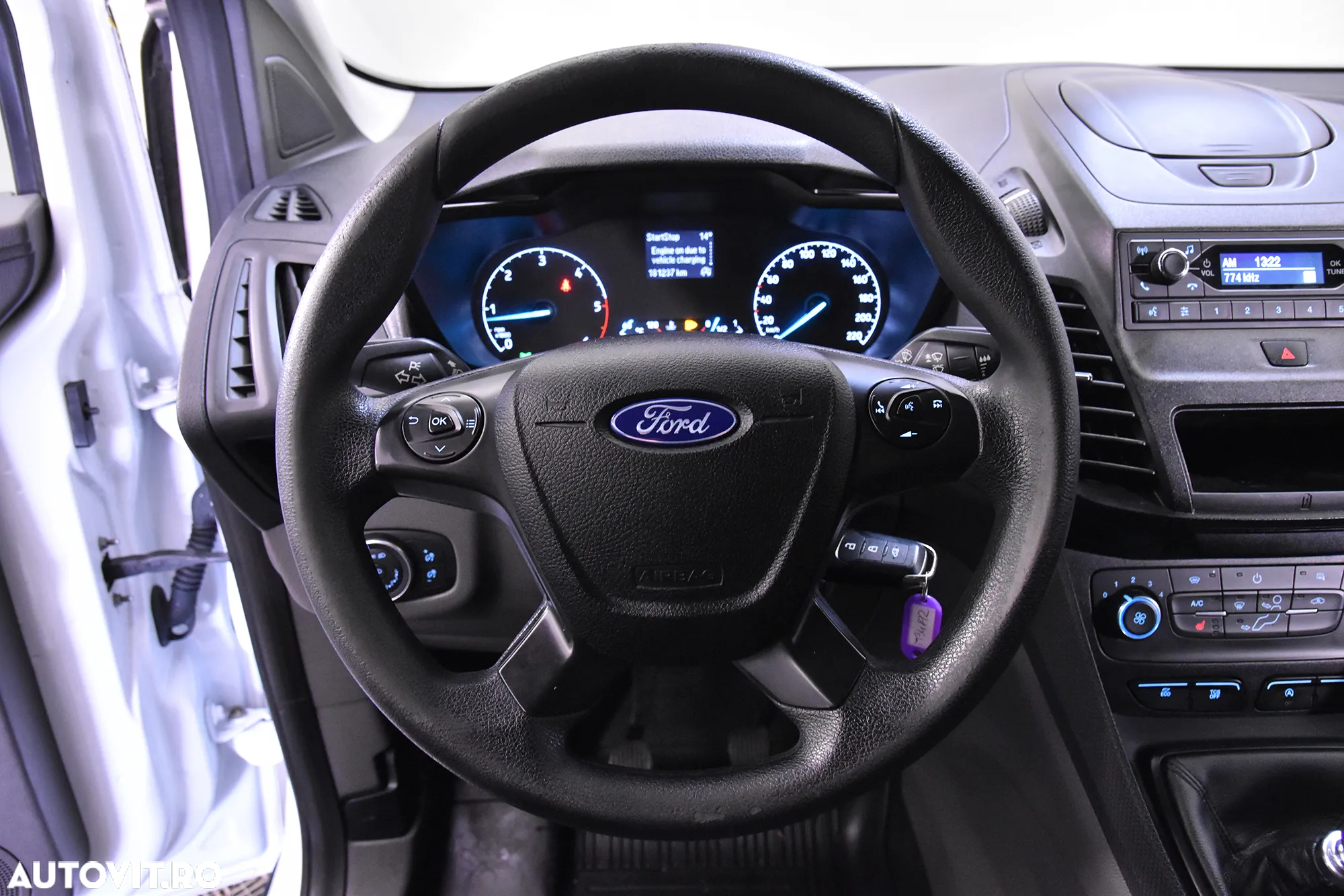 Ford Transit Connect - 14