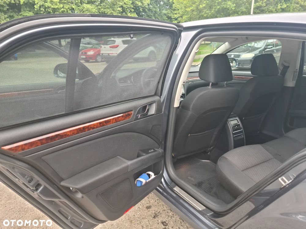 Skoda Superb 1.8 TSI Elegance DSG - 12