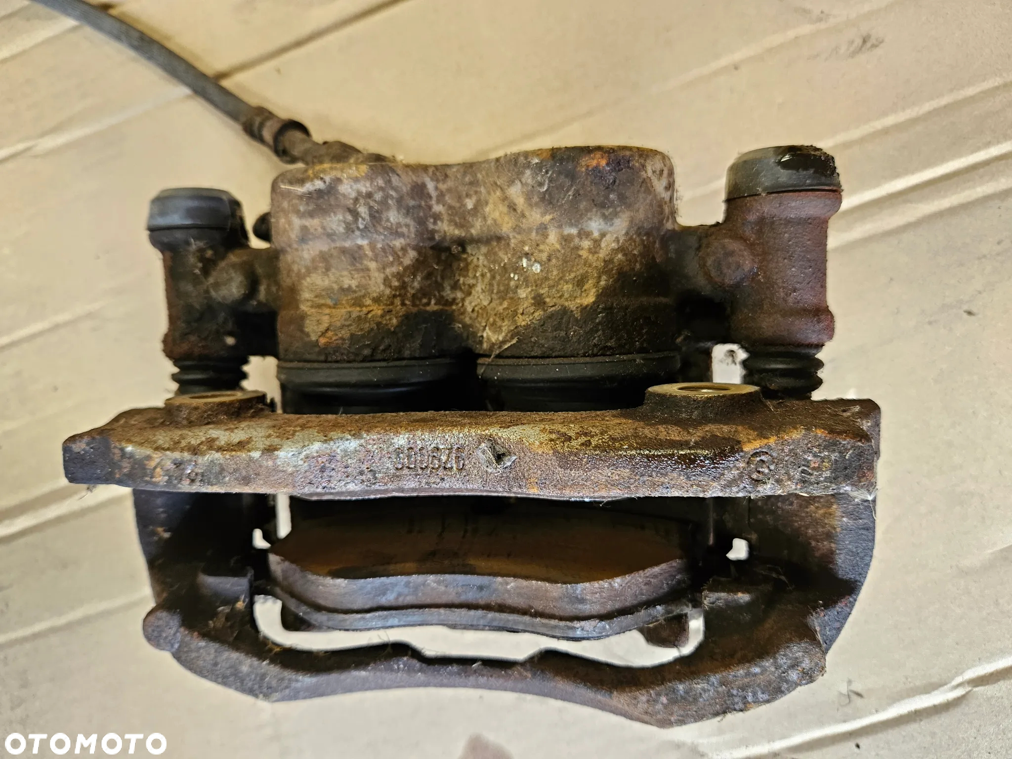 VW Crafter Mercedes Sprinter W906 zacisk hamulcowy przód przedni lewy - 3