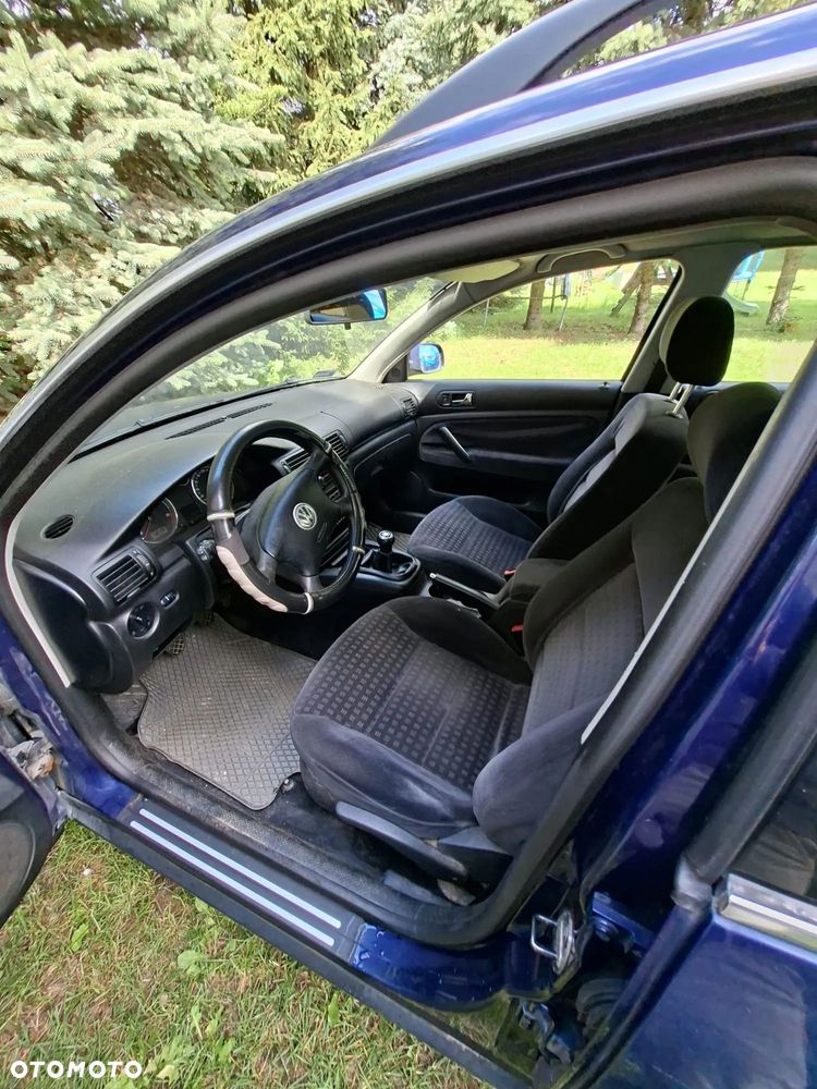 Volkswagen Passat - 3