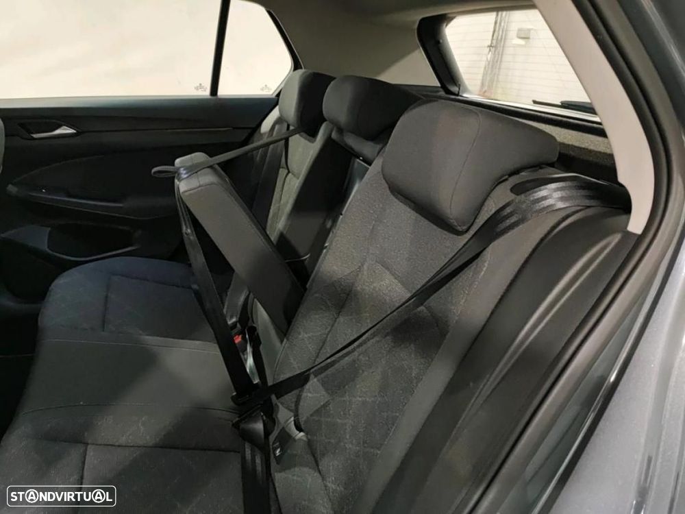 VW Golf 2.0 TDI Life DSG - 7