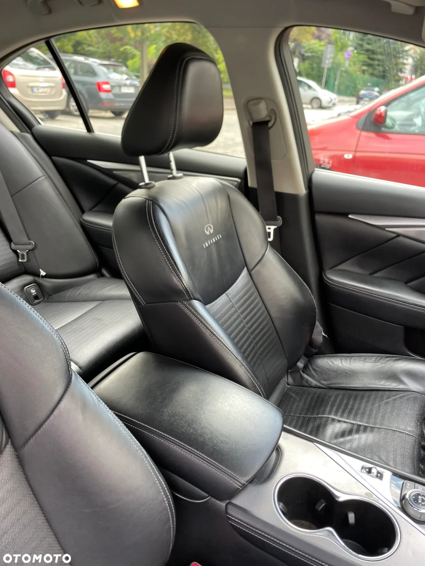 Infiniti Q50 2.0t Sport Sound Studio by Bose - 13