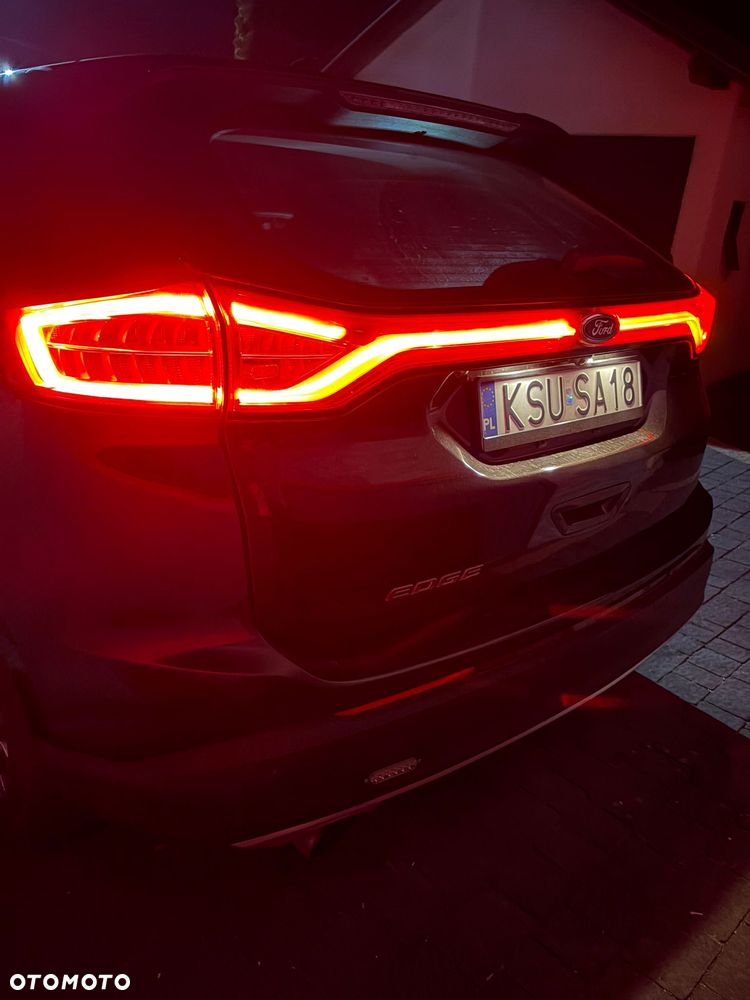 Ford Edge - 9
