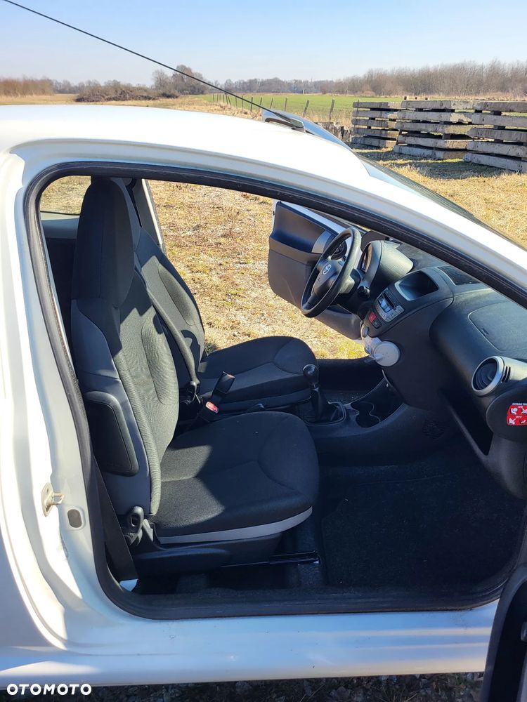 Toyota Aygo 1.0 VVT-i Active - 24