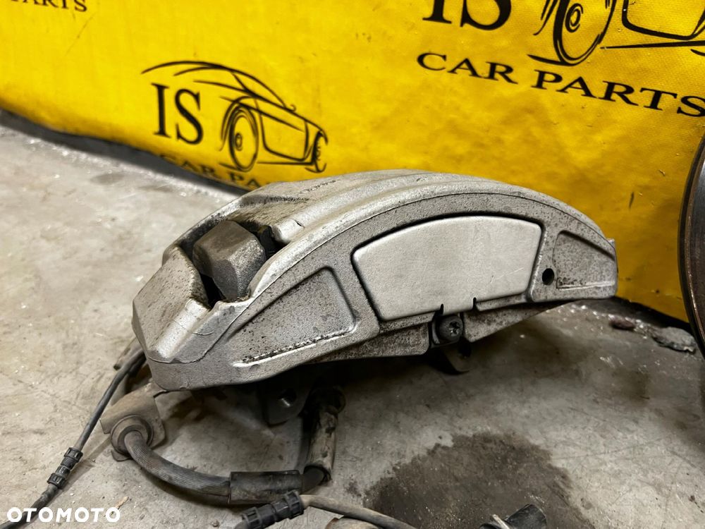 KOMPLET TARCZE ZACISKI KLOCKI HAMULCOWE AUDI A8 D4 - 8