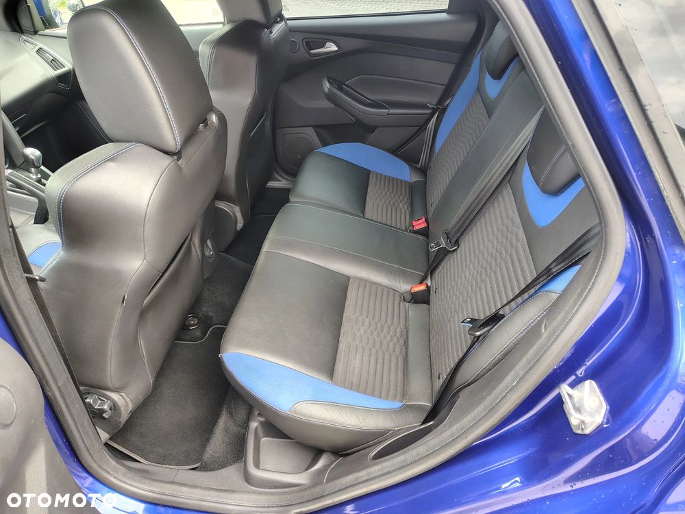 Ford Focus 2.0 EcoBoost ST mit Leder-Sport-Paket - 15
