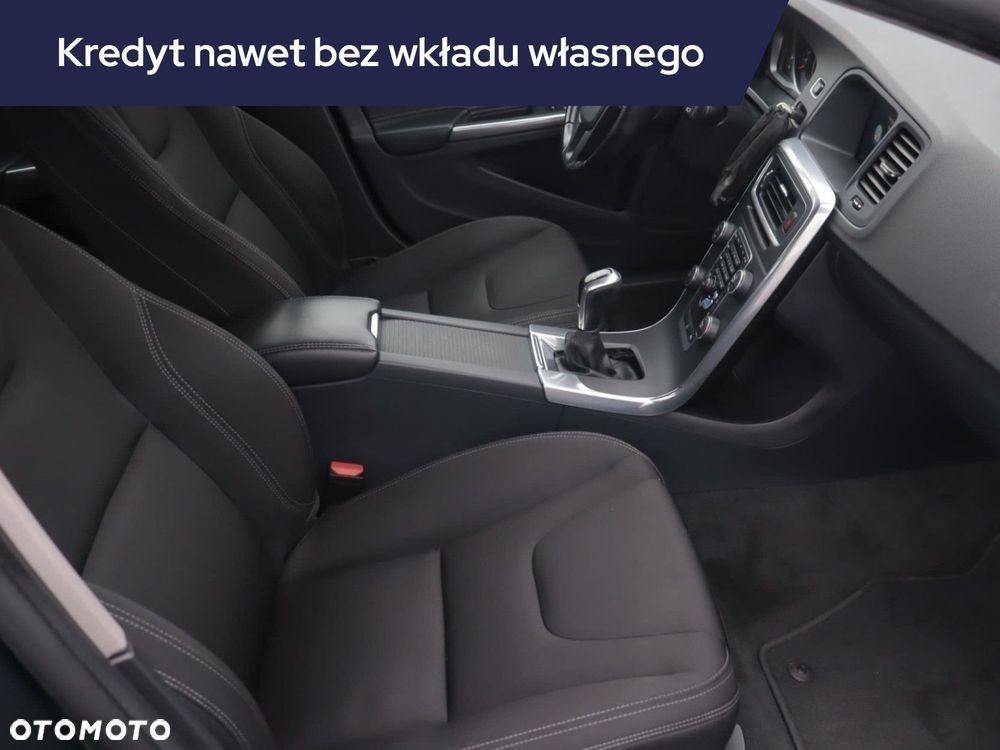 Volvo V60 - 11