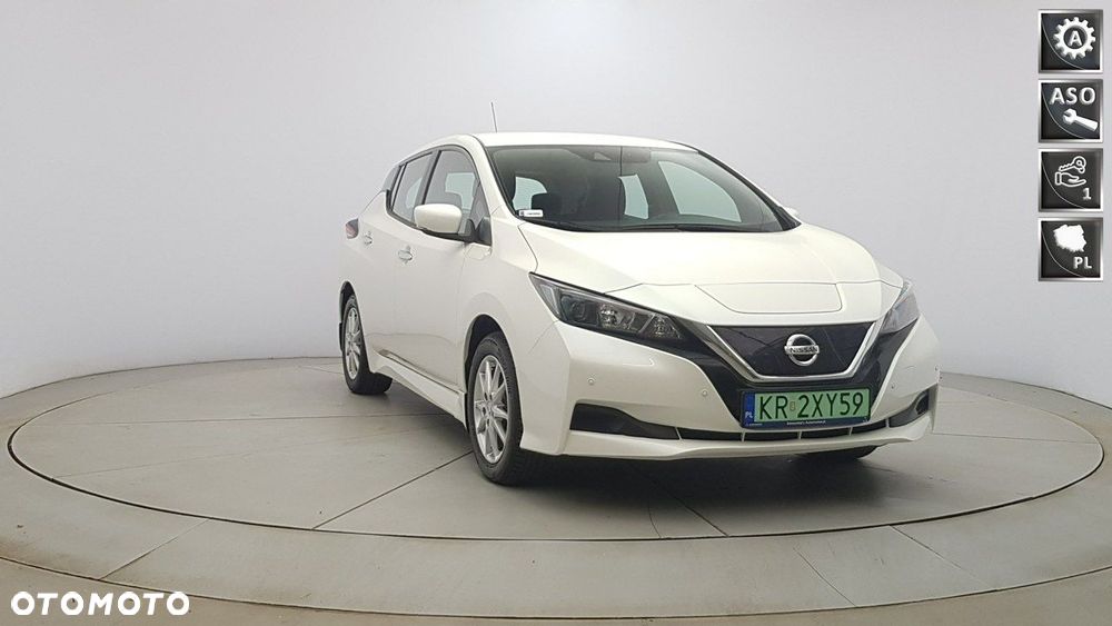 Nissan Leaf - 1