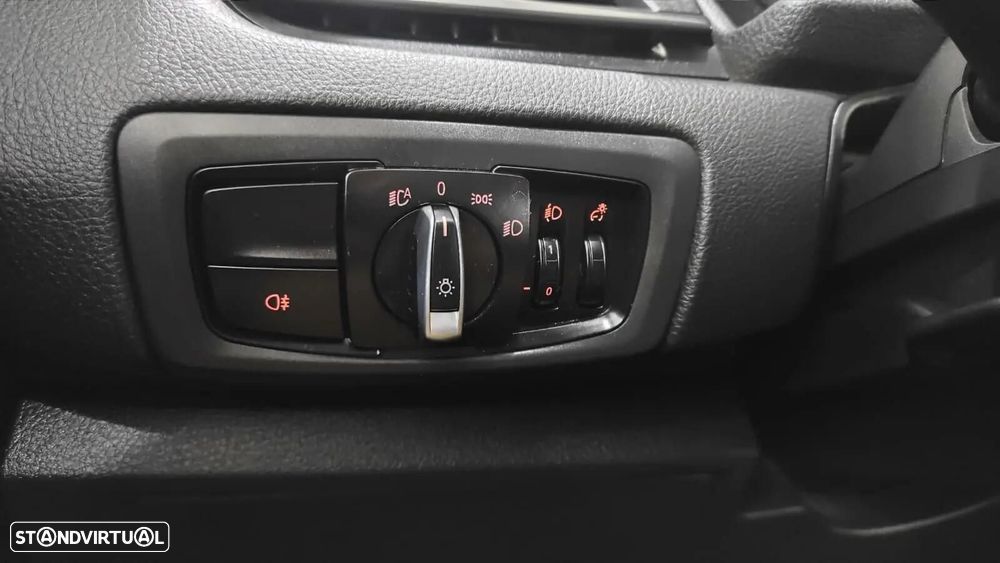 BMW 216 Active Tourer - 43