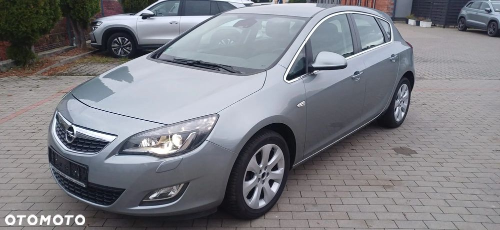 Opel Astra IV 1.4 T Cosmo S&S EU6 - 4