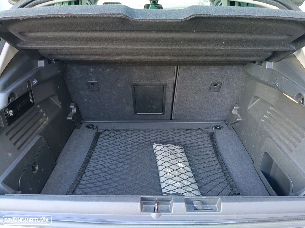 Peugeot 3008 1.6 HDi Allure - 8