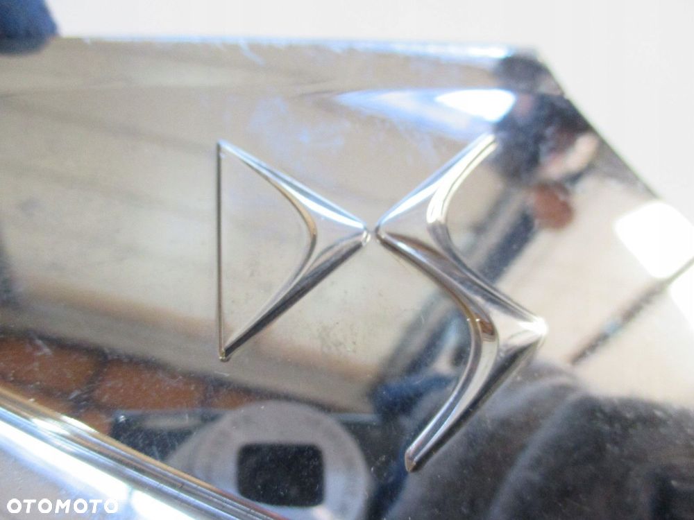 Trójkąt błotnika CITROEN DS7 LEWY 9816937077 - 2