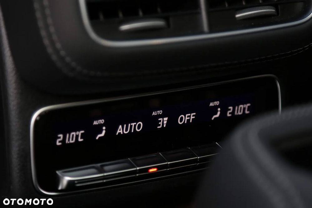Mercedes-Benz GLS - 36