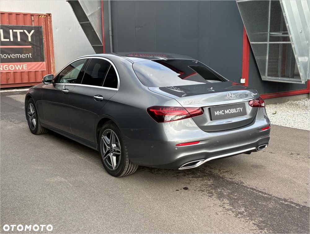 Mercedes-Benz Klasa E 300 d 4-Matic AMG/Avantgarde - 13