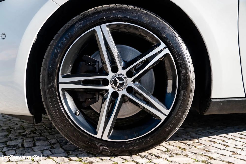 Mercedes-Benz A 250 Limousine e 8G-DCT Style - 10